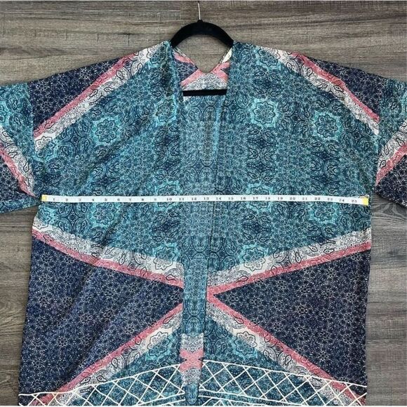 Mystree Embroidered Jagged Hem Paisley Oversized Kimono Size S/M Women’s - Picture 8 of 12